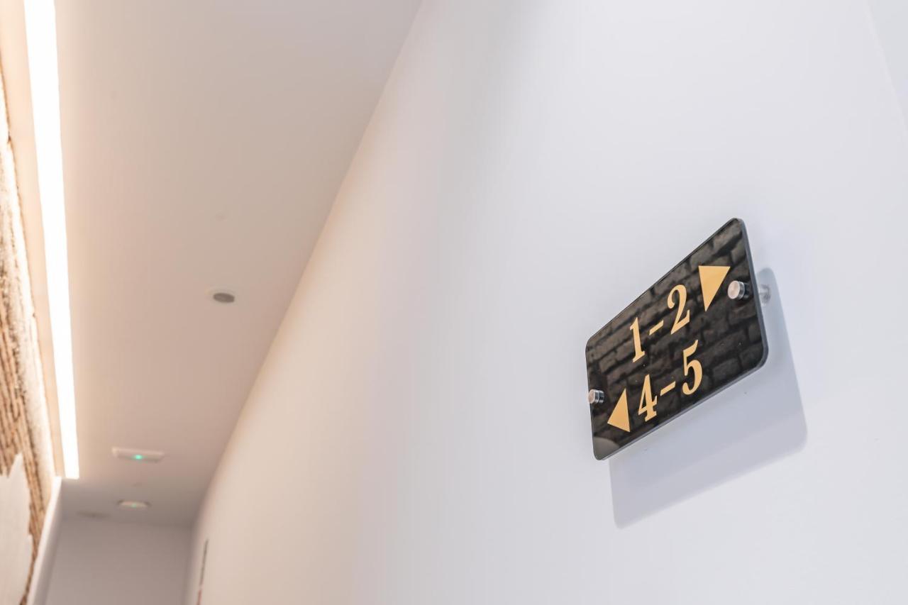 Chic & Comfortable Apartment, Private Terrace Валенсия Екстериор снимка