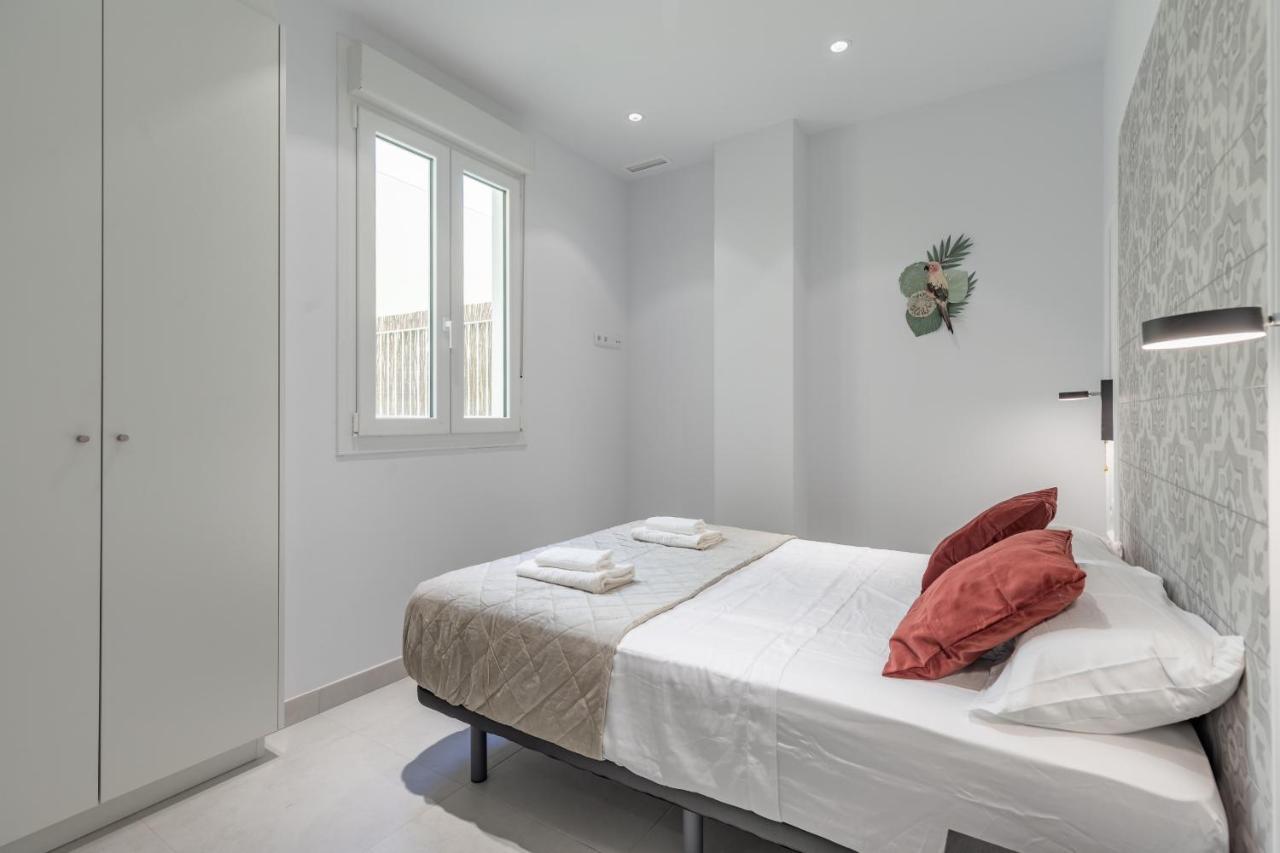 Chic & Comfortable Apartment, Private Terrace Валенсия Екстериор снимка